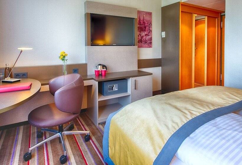 Номер Комфорт, Leonardo Royal Hotel Köln   Am Stadtwald