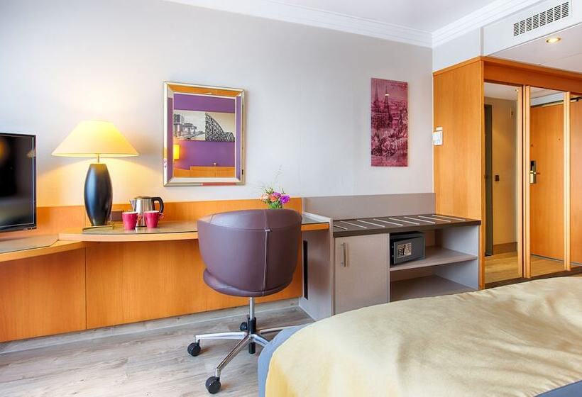 Номер Deluxe, Leonardo Royal Hotel Köln   Am Stadtwald