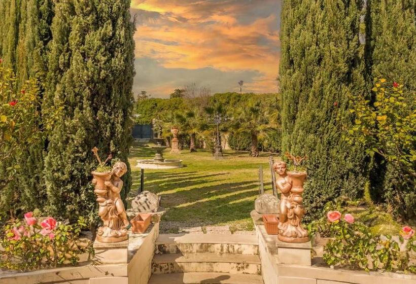 Номер Deluxe Вид на Сад, Villa Nicolaci   Liberty Suites