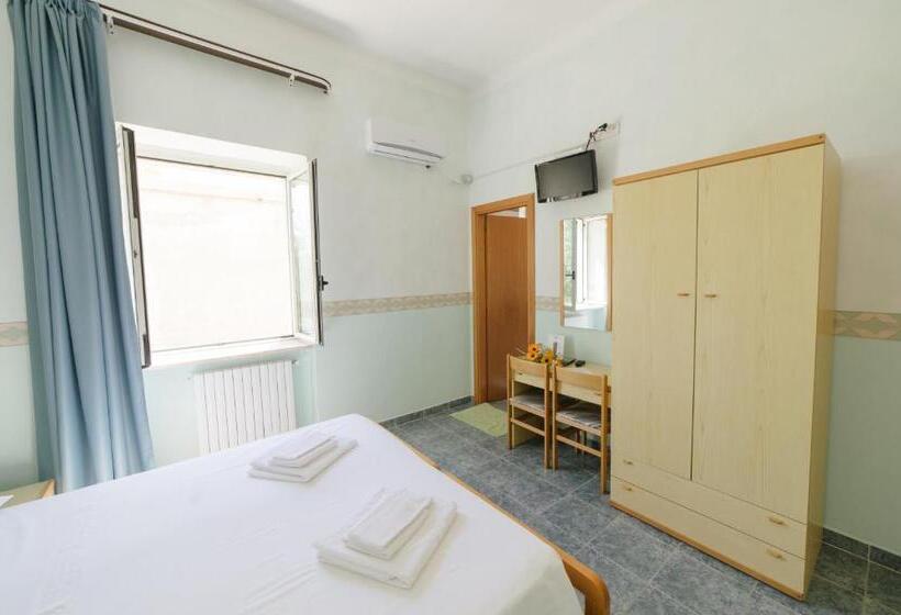 اتاق استاندارد, Albergo Marla