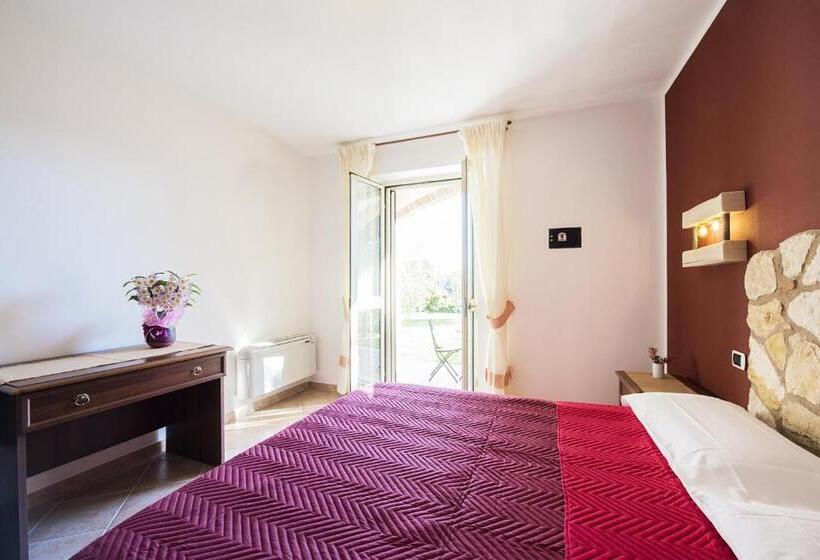 Номер Стандарт, Agriturismo Il Fontanile