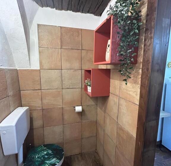 إستوديو قياسى مطلّ علي الحديقة, Magione B&b