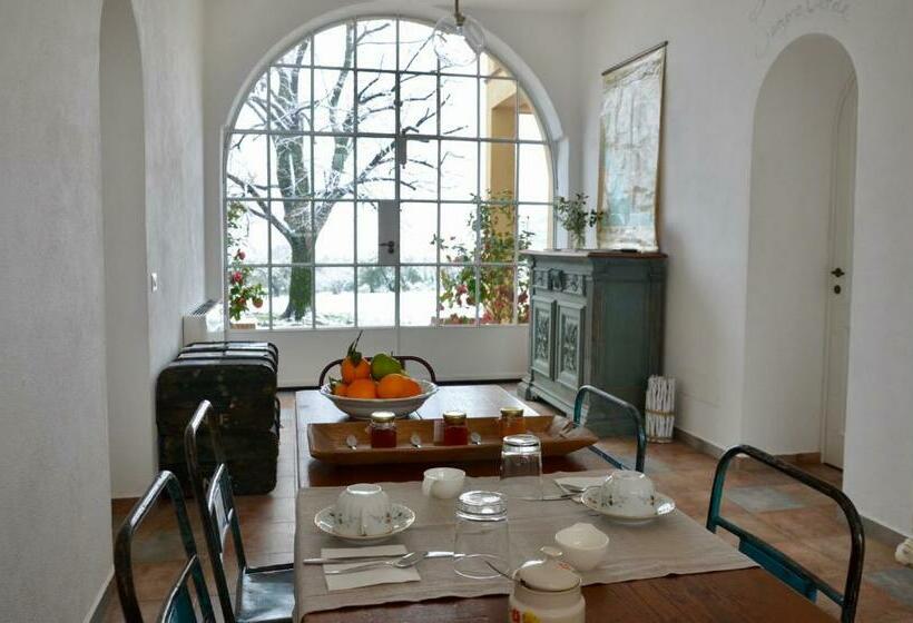 スタンダードインサイドビュールーム, Casale Del Gelso