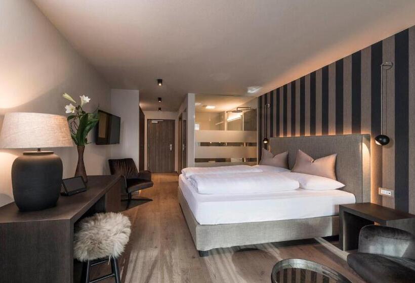 Номер Стандарт с Балконом, Appartements Schmied Hans