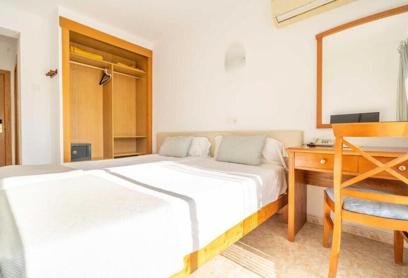 اتاق سوپریور با بالکن, Houm Nets  Adults Only