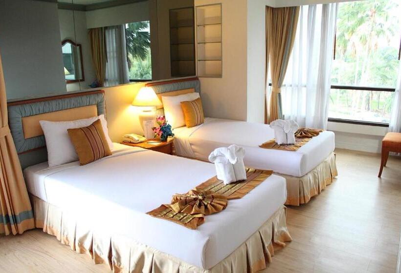 침실 2개 스위트, The Royal Gems Golf Resort