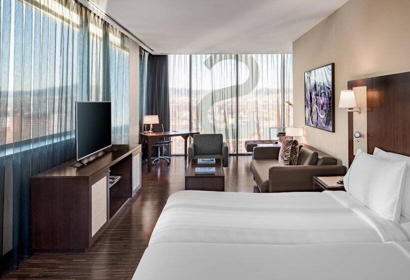 Люкс, Leonardo Royal Hotel Barcelona Forum