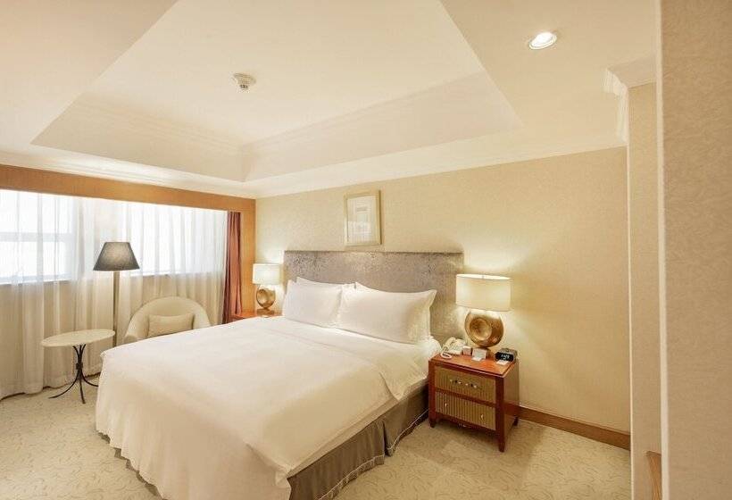 클럽 룸, Crowne Plaza Qingdao, An Ihg