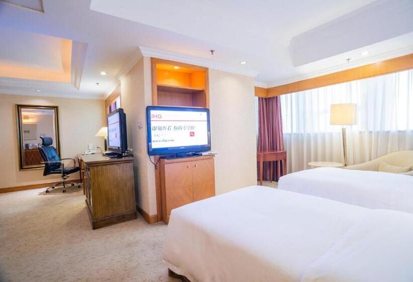 클럽 룸, Crowne Plaza Qingdao, An Ihg
