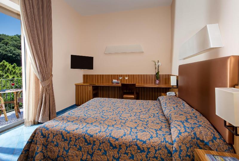 Номер Стандарт Вид на Море, Grand Hotel Due Golfi