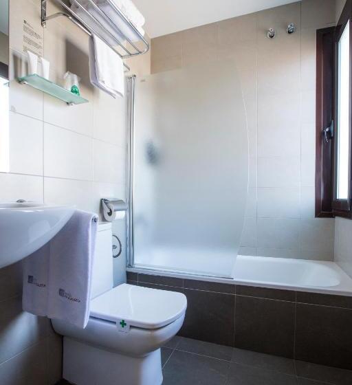 Habitación Estándar, Via Augusta