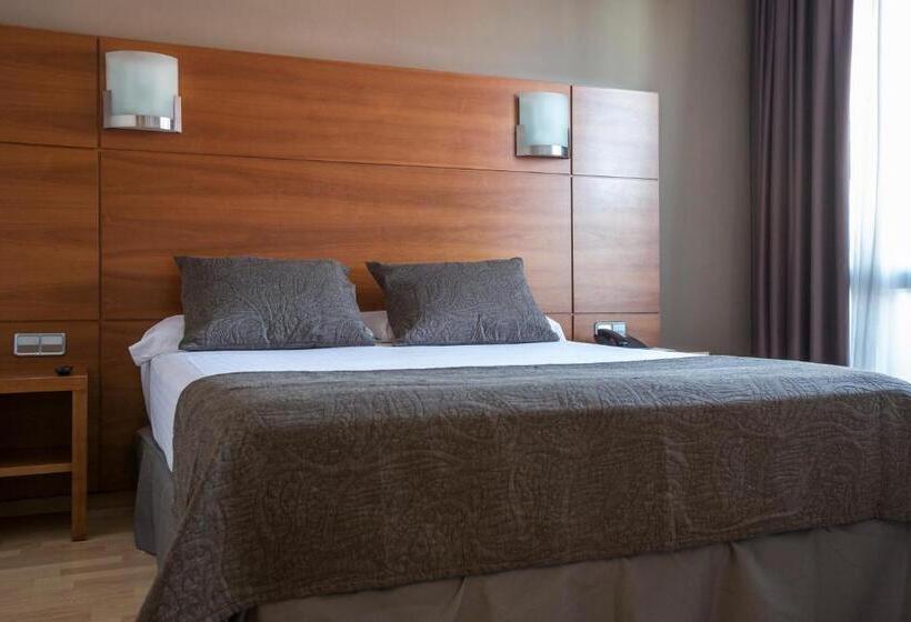 Habitación Estándar, Via Augusta