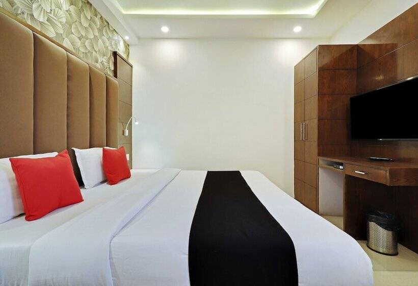 Номер Deluxe, Capital O 2242 Hotel Yuvraj Deluxe