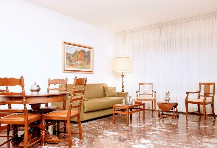 Семейный Номер, Rosa Garden B&b