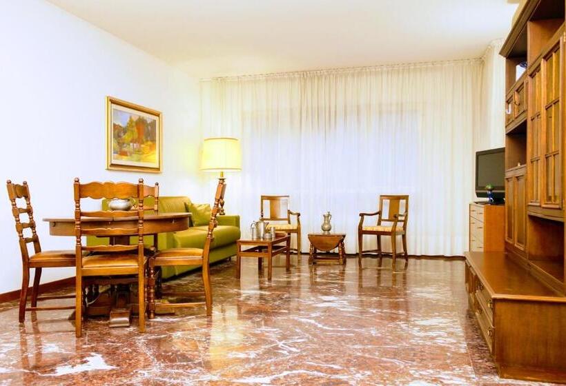 Семейный Номер, Rosa Garden B&b