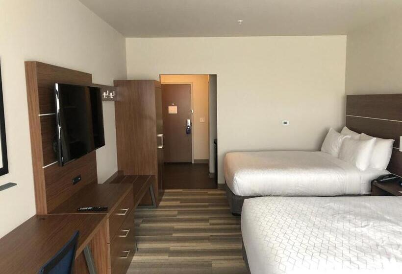 장애인을 위한 스탠다드 룸, Holiday Inn Express & Suites   Madison West   Middleton, An Ihg