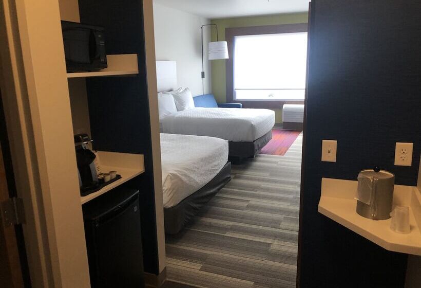 스위트, Holiday Inn Express & Suites   Madison West   Middleton, An Ihg