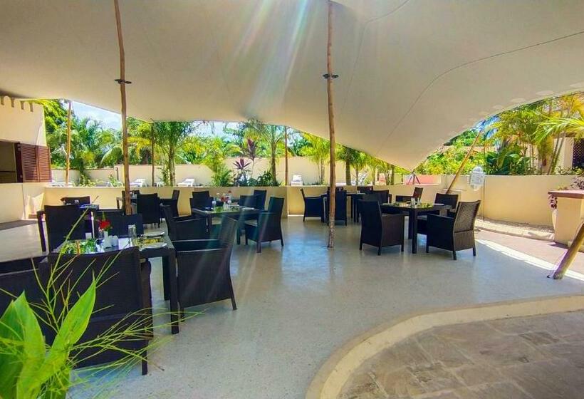 اتاق لوکس با چشم‌انداز باغ, Golden Palm Boutique Zanzibar