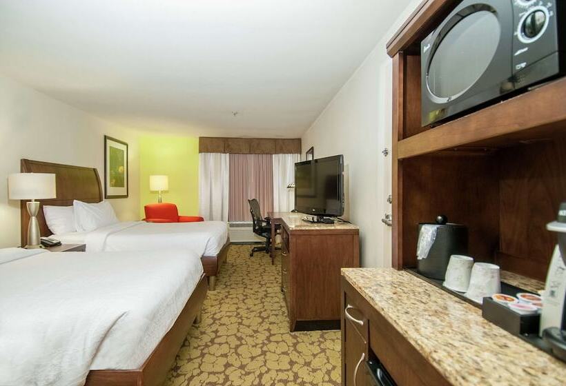 Standard Room 2 Double Beds, Wyndham Garden New Orleans Airport