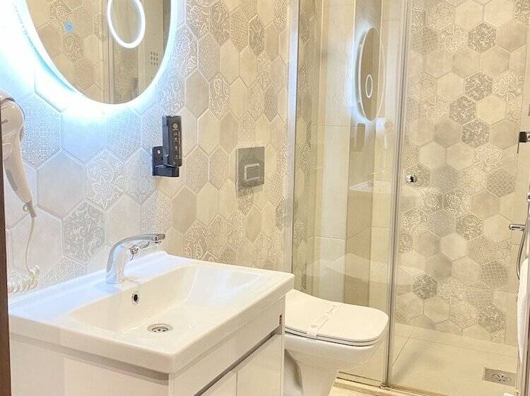 标准三人间, Concept Royal Edirne