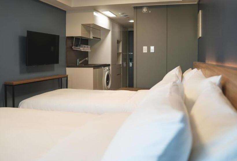 Номер Deluxe Вид на Озеро, Marinabay Sokcho