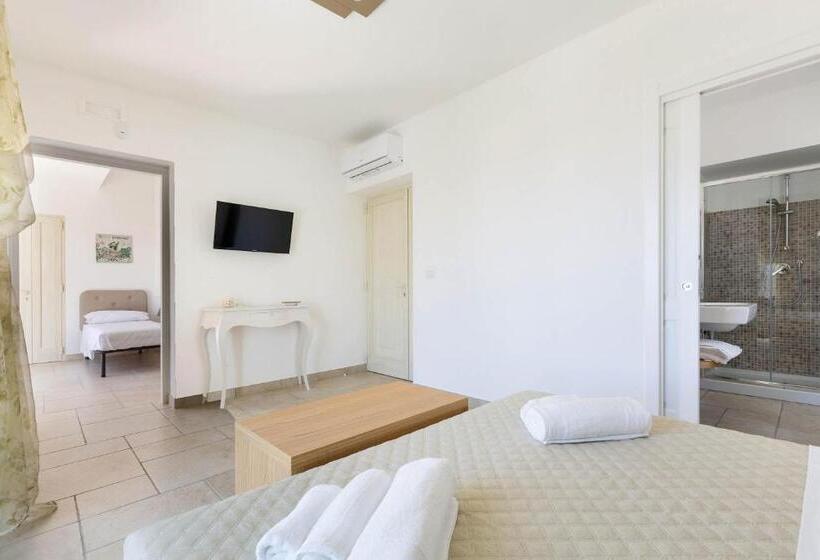 اتاق استاندارد چهار تخته, B&b I Tarocchi