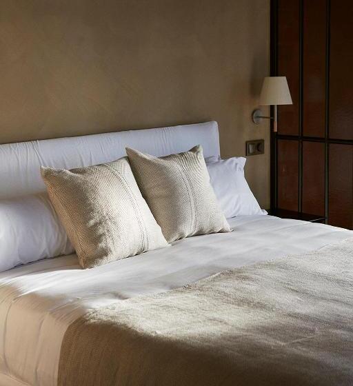 سوییت خانوادگی, Boutique Hotel Mendi Argia