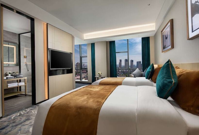 장애인을 위한 스탠다드 룸, Ramada By Wyndham Luoyang Downtown