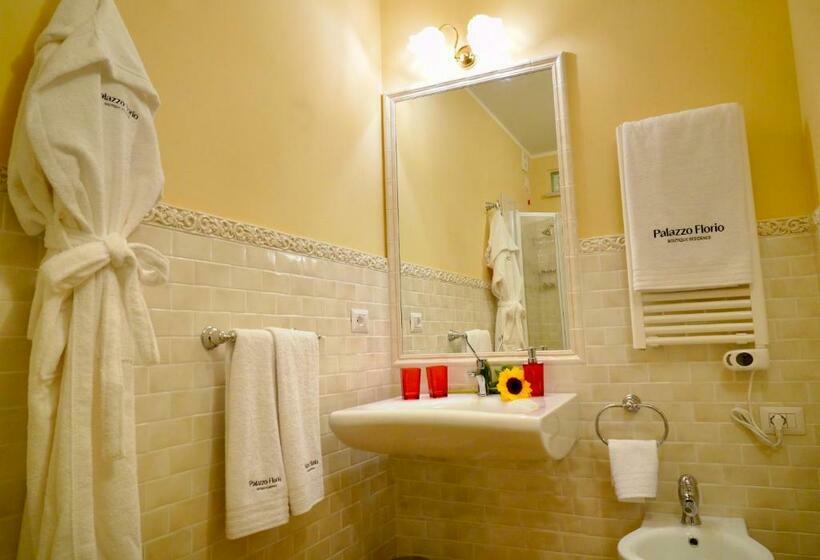 اتاق لوکس با چشم‌انداز, Palazzo Florio Boutique Residence