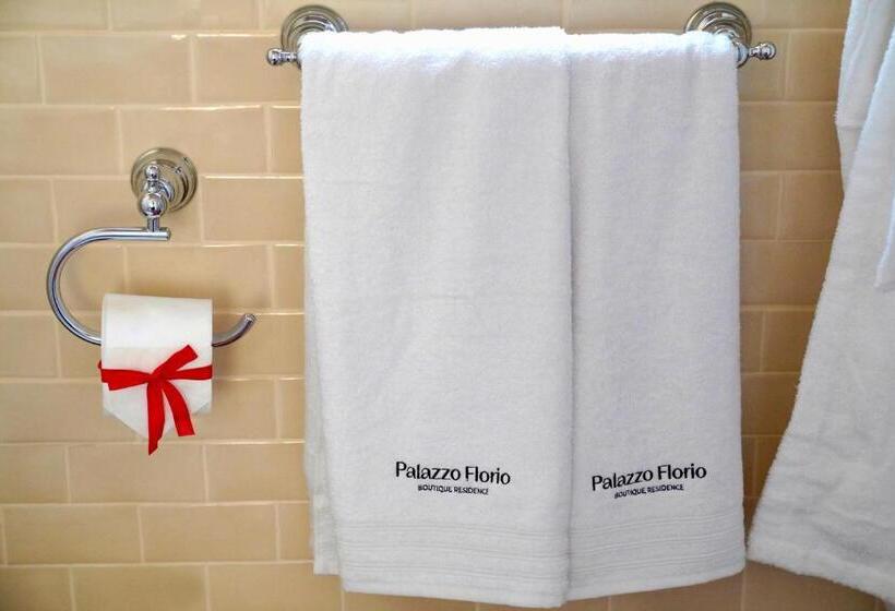 חדר סטנדרט עם מרפסת, Palazzo Florio Boutique Residence