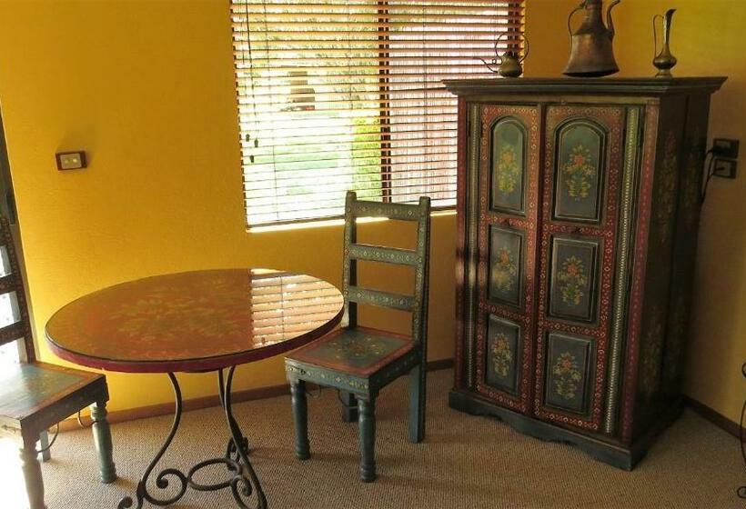 キングサイズベッドのスタンダードルーム, Gumtree On Gillies Bed And Breakfast