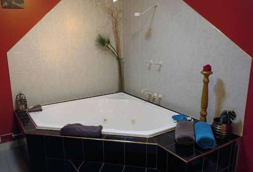스탠다드 룸 킹사이즈 침대, Gumtree On Gillies Bed And Breakfast