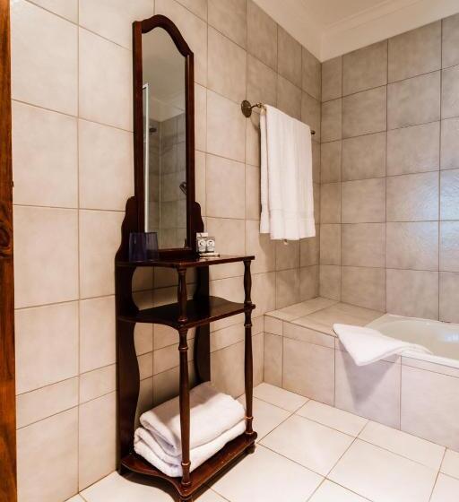 Номер Стандарт, Battery Point Manor