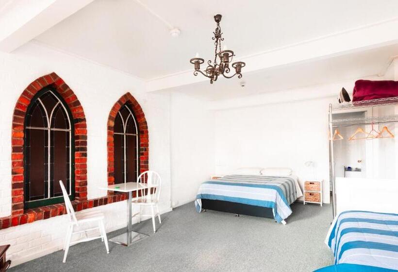 Номер Стандарт, Battery Point Manor