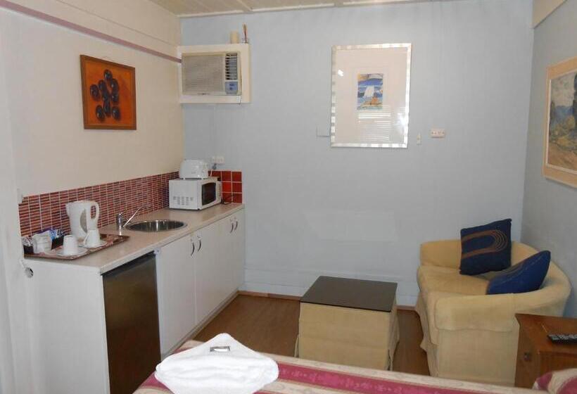 패밀리 룸, Mount View Motel
