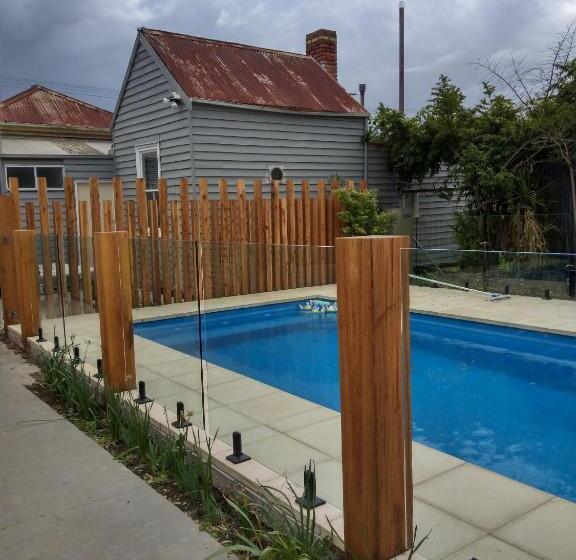 이코노미 룸, Happy Wanderer Motel Bendigo Children Not Permitted Over 18s Only