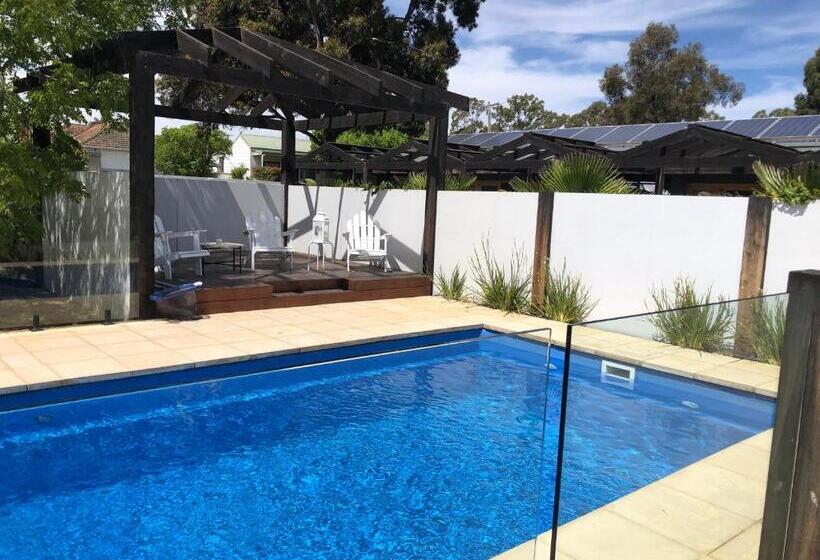 이코노미 룸, Happy Wanderer Motel Bendigo Children Not Permitted Over 18s Only