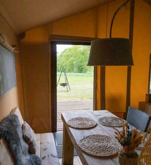 كوخ قياسي, Landrijk De Reesprong Boerderij