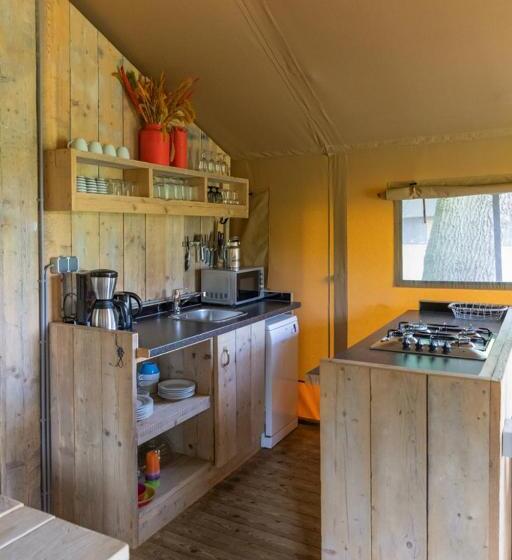 Standard Tent, Landrijk De Reesprong Boerderij