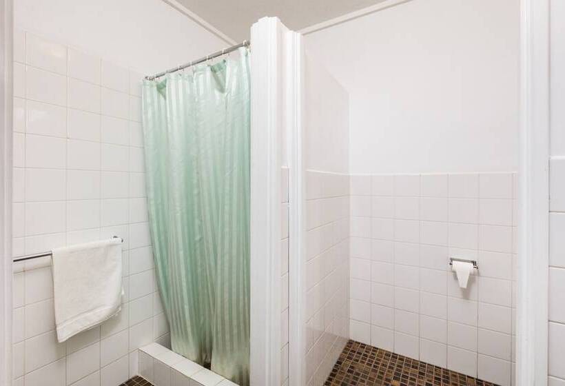 Номер Стандарт, Mid City Plantation Motel