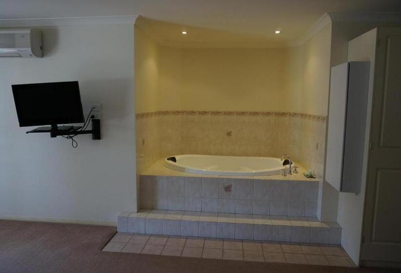 Номер Стандарт с Гидромассажем, Mid City Plantation Motel