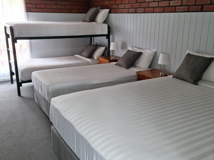 Номер Deluxe, Mid City Plantation Motel
