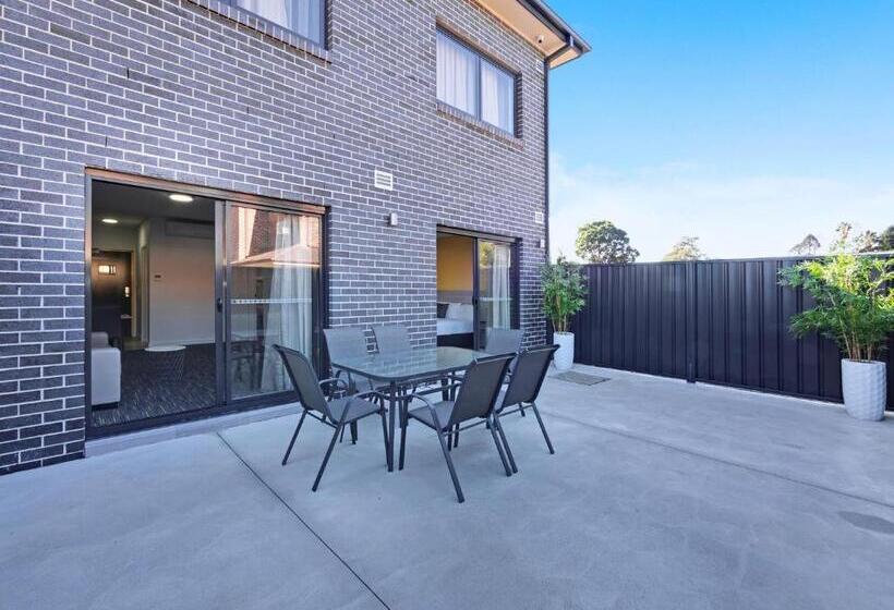디럭스 스튜디오, Value Suites Penrith