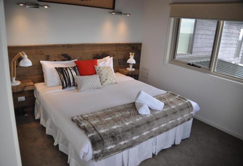 침실 3개 아파트, White Crystal Apartments