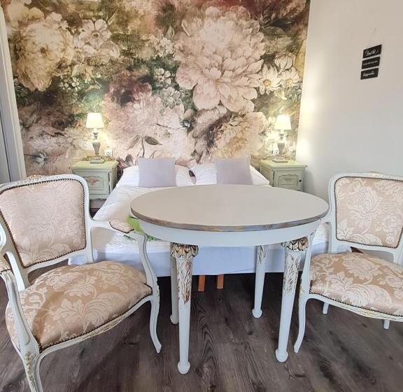 شقة غرفة واحدة مزودة بتراس, öreg Malom Apartmanház
