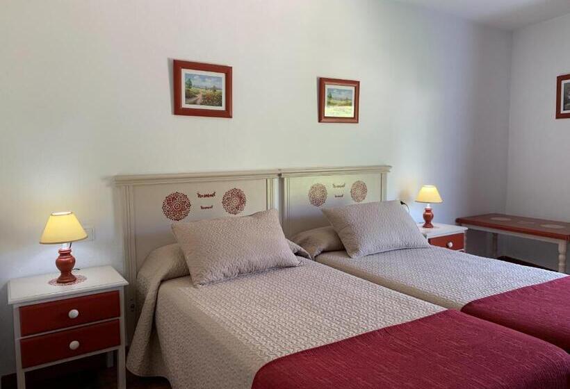 Номер Стандарт с Балконом, Hostal Atalaya En Capileira Cb