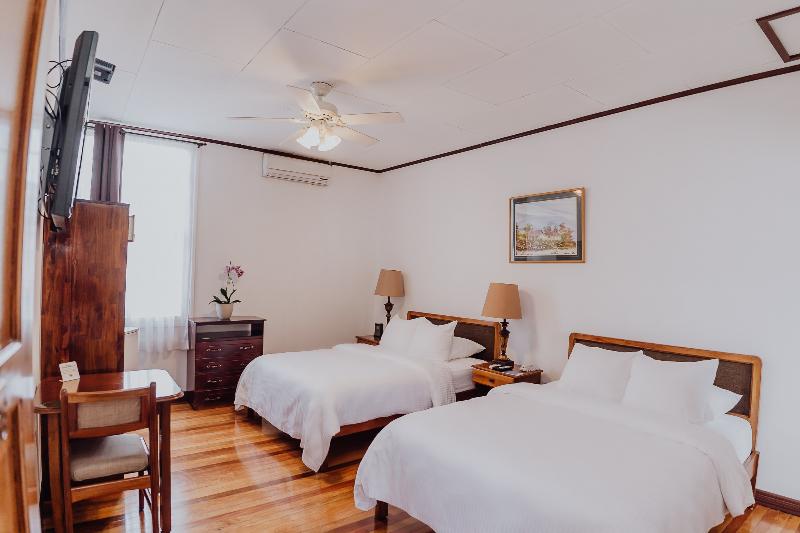 标准间, Dunn Inn