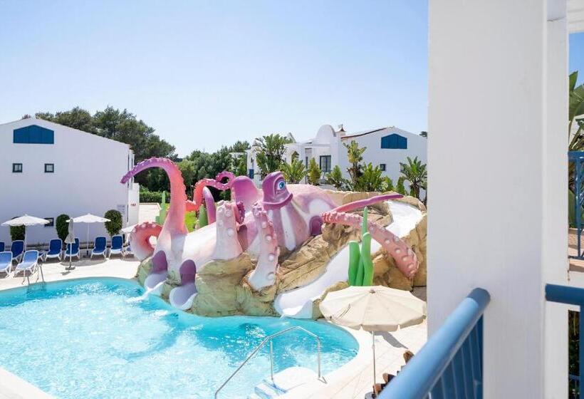 1 Sovrums Lägenhet Poolutsikt, Marsenses Paradise Club