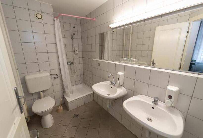 공동 객실, MP Hostel Budapest