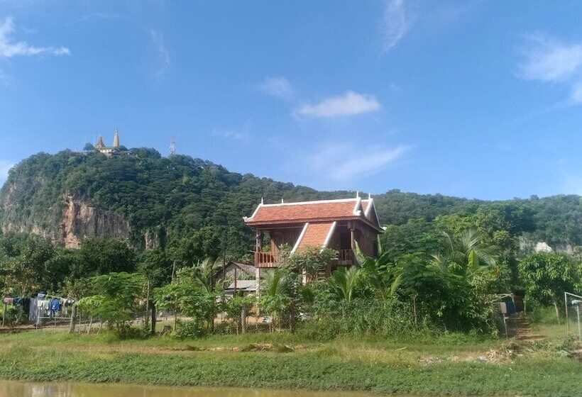 Семейное Бунгало, Family Batcave Homestay